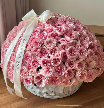 ROSES BOX ARRANGMENT