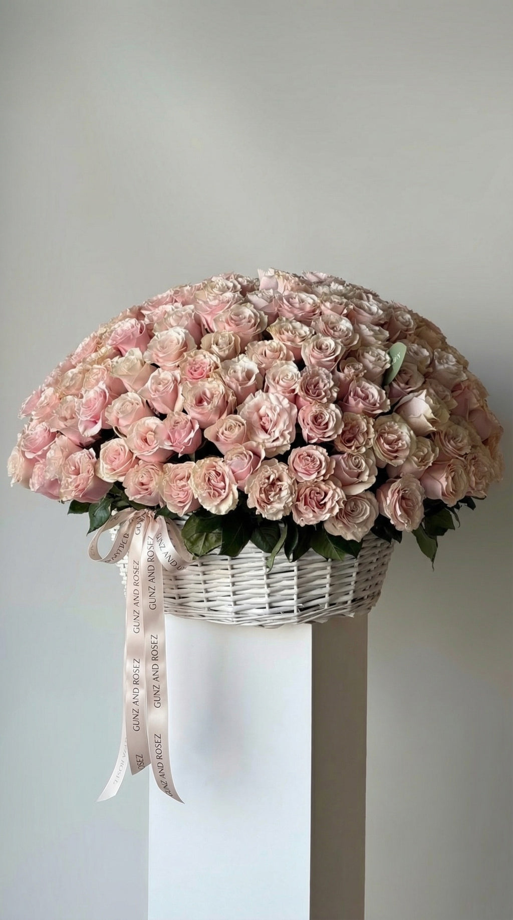 ROSES BOX ARRANGMENT